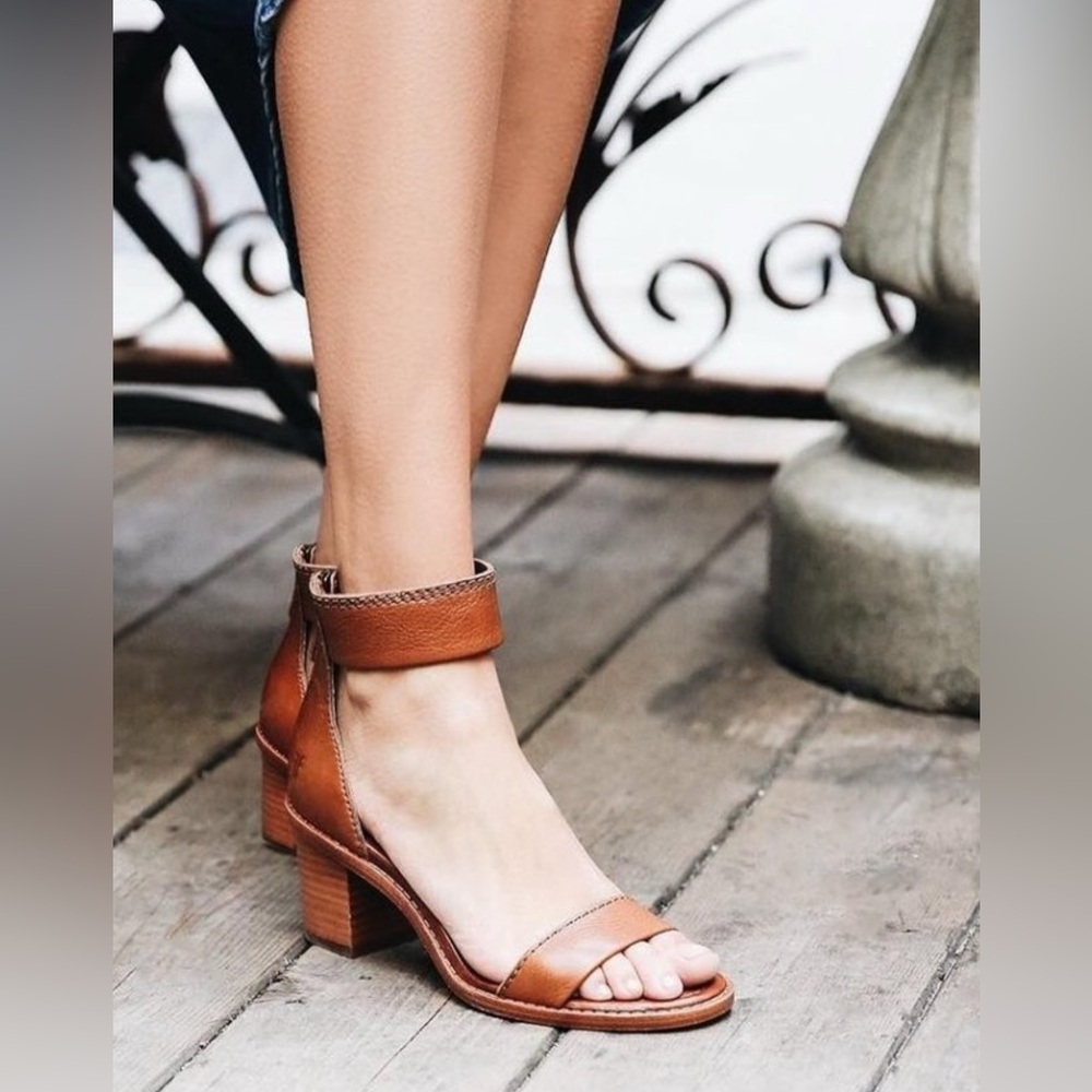 FRYE Women's Brielle Back-Zip Sandals - Picture 2 of 12